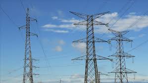 وقّعت حكومتا إثيوبيا وجيبوتي، الاثنين، اتفاقية لإنشاء مشروع الربط الكهربائي الثاني بين البلدين بجهد 230 كيلوفولت، في خطوة تُعدّ حاسمة لتعزيز التكامل الكهربائي الإقليمي وتوسيع تجارة الطاقة في شرق أفريقيا.