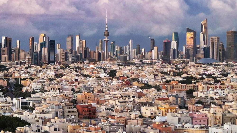 قالت شركة العملية للطاقة (ألف طاقة)، الأربعاء إنها تعتزم التوسع إقليميا مع استمرار التركيز على السوق المحلية بعد أن بدأ تداول أسهمها في (السوق الأول) ضمن قطاع الطاقة في بورصة الكويت.