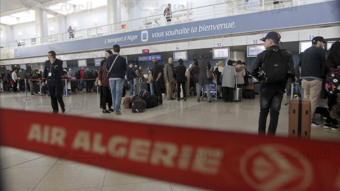  كشفت الخطوط الجوية الجزائرية  عن برنامج يهدف لشراء 34 طائرة جديدة، بهدف تعزيز خططها الرامية إلى التوسع في المحطات الأفريقية ولمتابعة توجهات سياسية لتعزيز التعاون التجاري بين الجزائر ودول القارة.