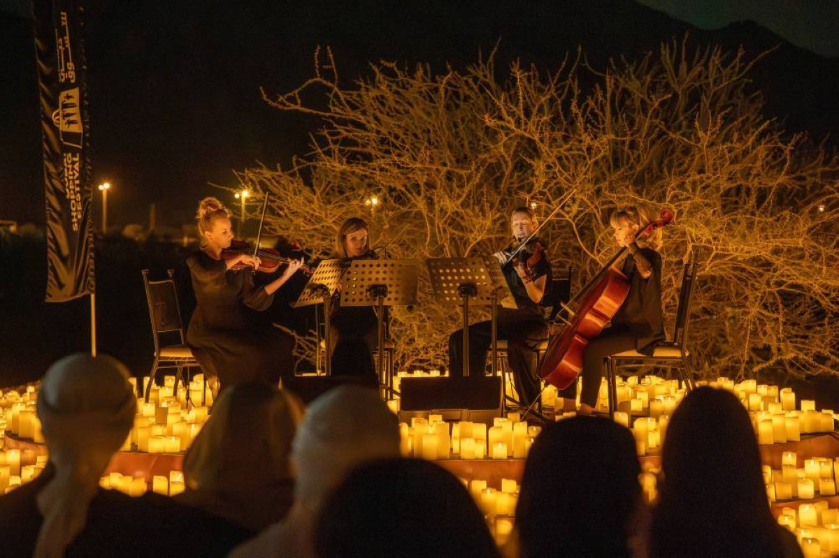 انطلقت فعالية حتا × مهرجان دبي للتسوق وسط الإطلالات الخلابة لمرتفعات حتا لتقدم على مدار شهر كامل مجموعة كبيرة من عروض الألعاب النارية وتجارب المغامرات والطهو والموسيقى والألعاب العائلية.