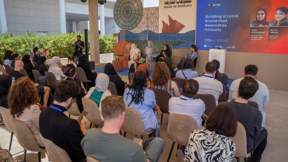 تعود «منطقة صُنع في الشارقة» ضمن النسخة التاسعة من مهرجان الشارقة لريادة الأعمال 2026، الذي يُقام يومي 31 يناير و1 فبراير في مجمع الشارقة للبحوث والتكنولوجيا والابتكار، لتؤكد مكانتها كمنصة استراتيجية تحتفي بالابتكار المحلي، وتسلّط الضوء على منتجات صُنعت في الشارقة ضمن منظومة ريادية محلية،