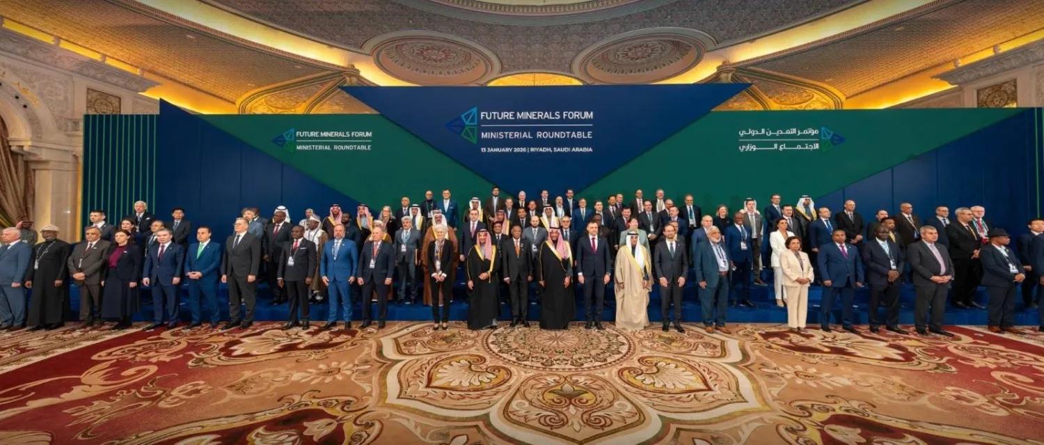 أكد نائب وزير الصناعة والثروة المعدنية لشؤون التعدين، المهندس خالد المديفر، أن العالم يحتاج ما يزيد على 5 تريليونات دولار لتلبية احتياجات الطاقة في عام 2035، بما فيها الكهرباء، والبنية التحتية... وغيرهما، مبيناً أن هذا هو رأس المال الذي يحتاجه أكثر من 20 شركة تعدين، مع وجود كثير من التحديات التمويلية