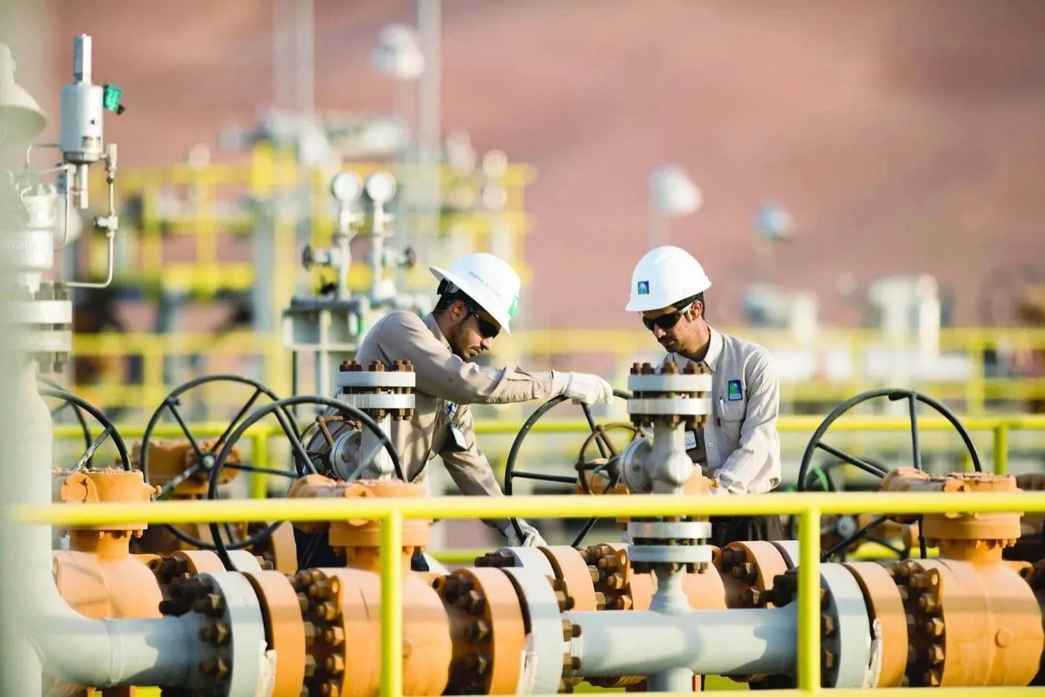 كشفت الهيئة العامة للإحصاء عن أداء استثنائي للقطاع الصناعي السعودي في نهاية عام 2025، حيث حقق الرقم القياسي لكميات الإنتاج الصناعي نمواً سنوياً بلغت نسبته 8.9 في المائة مقارنة بشهر ديسمبر (كانون الأول) من العام السابق.