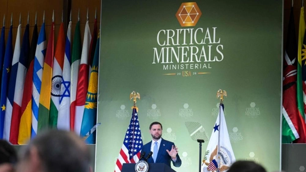 كشف نائب الرئيس الأمريكي جيه.دي فانس يوم الأربعاء عن خطط لحشد الحلفاء في تكتل تجاري للمعادن الحيوية قائم على المعاملة التفضيلية، واقترح وضع حد أدنى منسق للأسعار في الوقت الذي تكثف فيه واشنطن جهودها لتقليص هيمنة ‍الصين على المعادن ‌الضرورية للصناعات التحويلية المتقدمة.